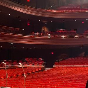 Meet your Posher, Lele